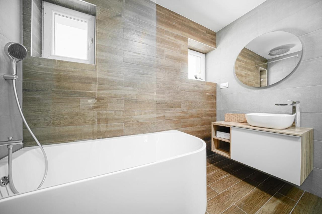 Pina Tourist Apartment